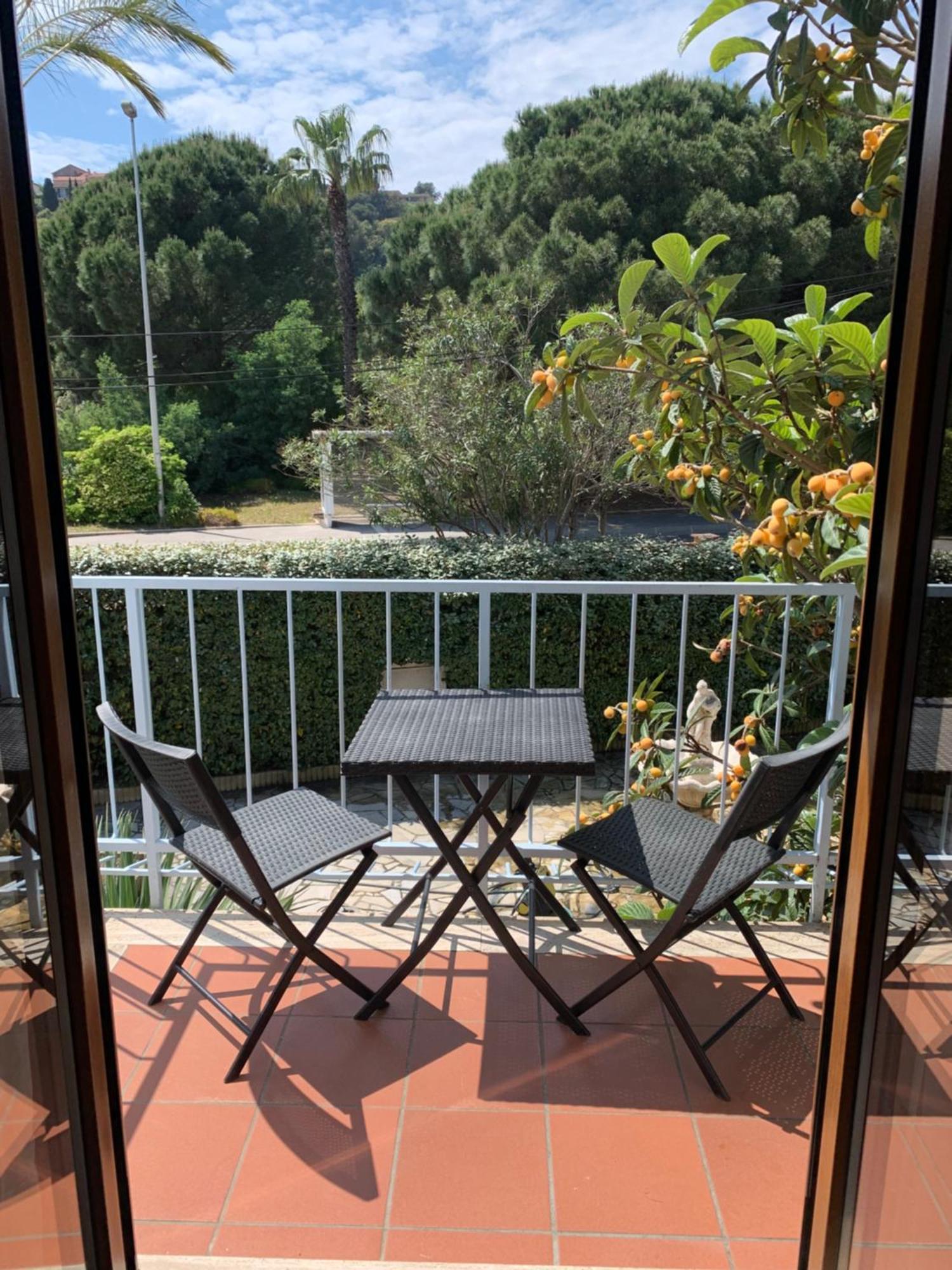 Hotel La Bastide Le Lavandou Exterior photo
